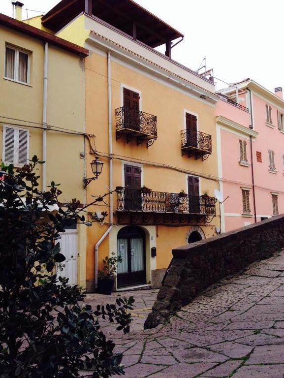 Bed and Breakfast L'Appogghju Castelsardo Esterno foto