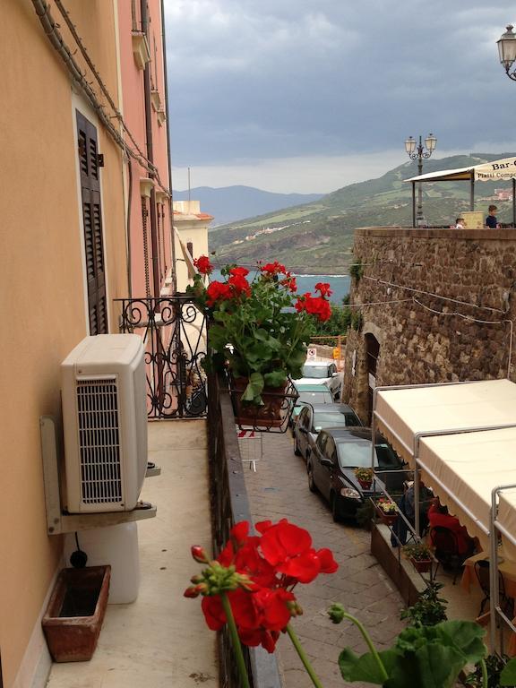 Bed and Breakfast L'Appogghju Castelsardo Esterno foto