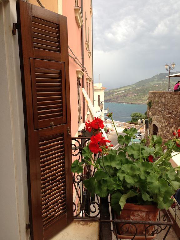 Bed and Breakfast L'Appogghju Castelsardo Esterno foto